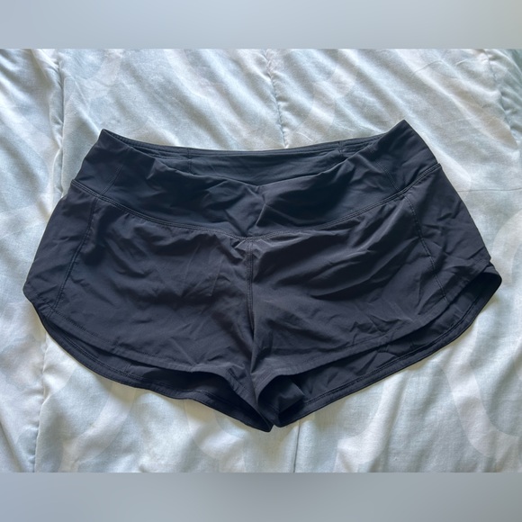 lululemon speed up shorts 2.5” - Picture 2 of 2